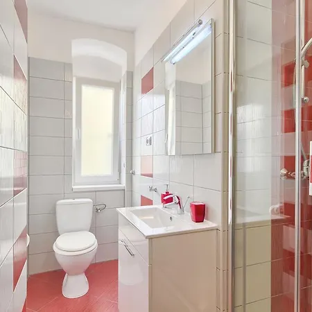 Spagnolo 아파트 *