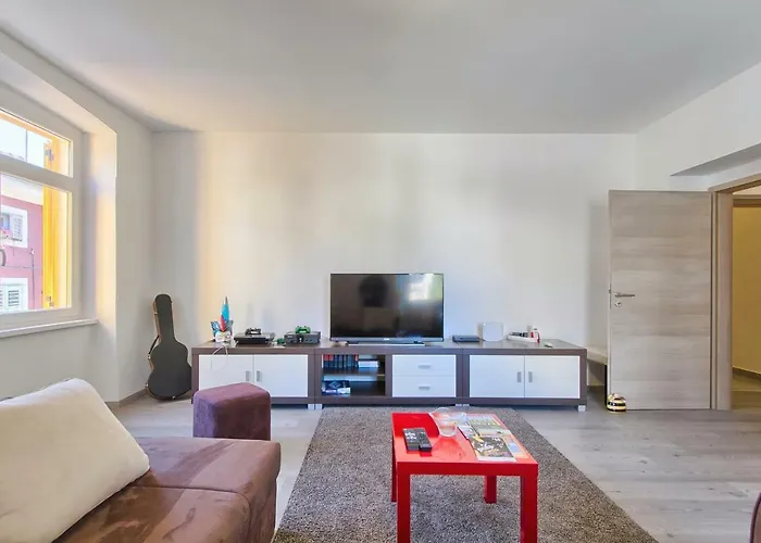 Spagnolo * プーラ